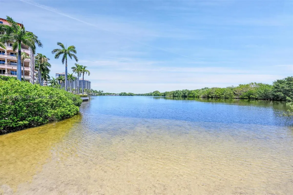 13637 Deering Bay Dr # 261, Coral Gables FL 33158