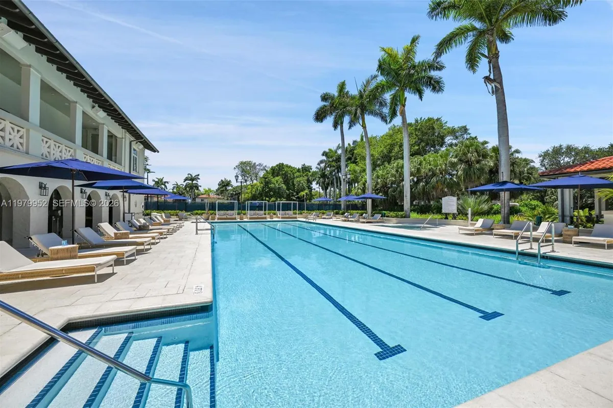 13637 Deering Bay Dr # 261, Coral Gables FL 33158
