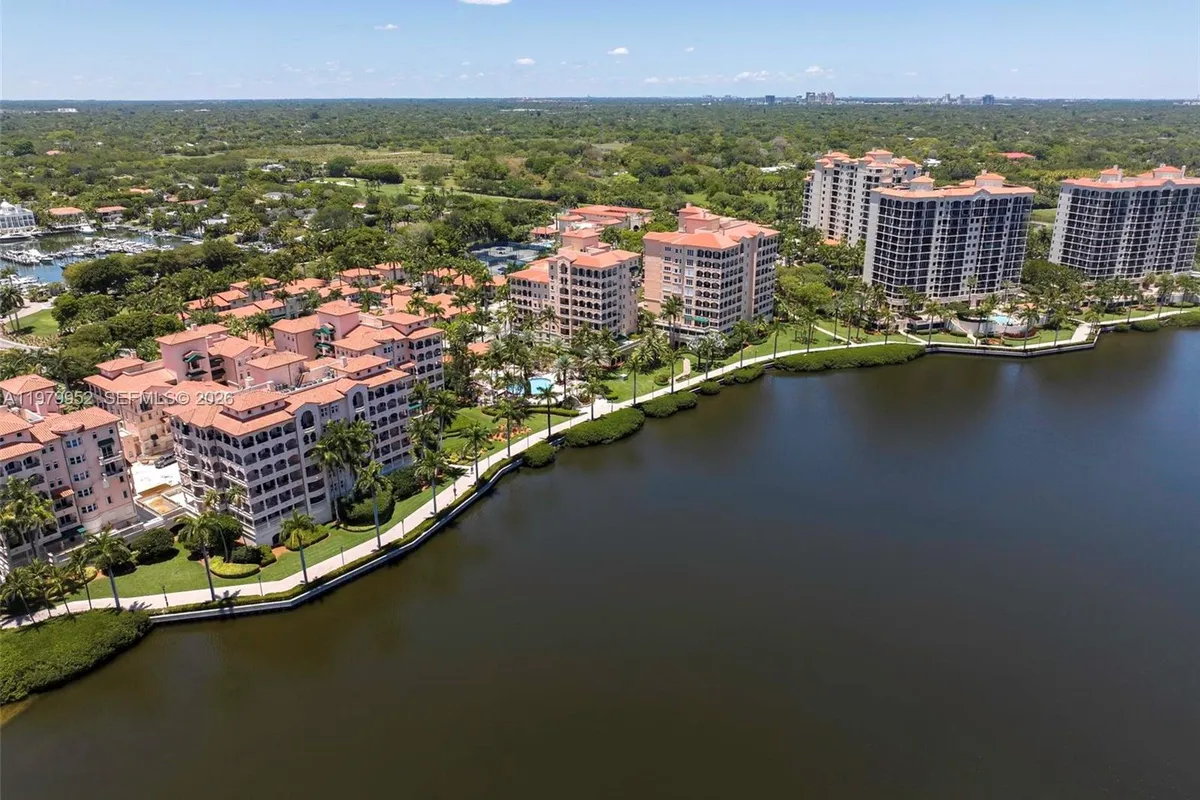 13637 Deering Bay Dr # 261, Coral Gables FL 33158