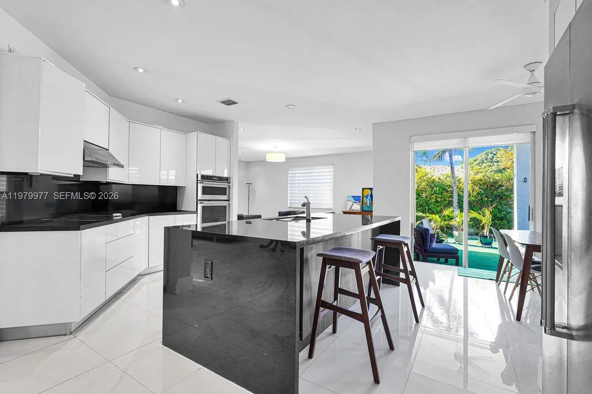 9491 NW 45th St, Doral FL 33178