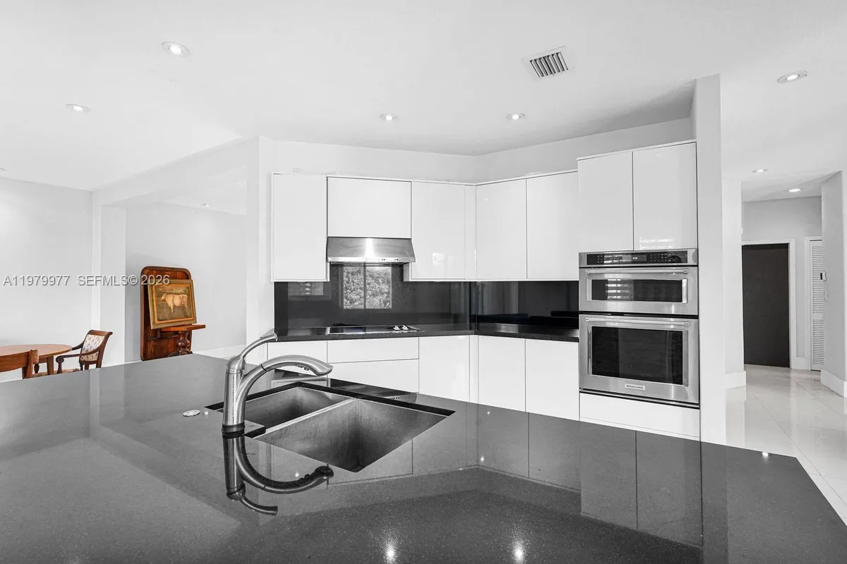 9491 NW 45th St, Doral FL 33178