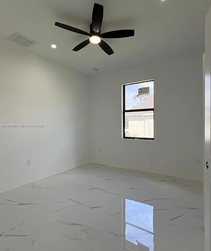 1909 nw 24th PL, Cape Coral FL 33993