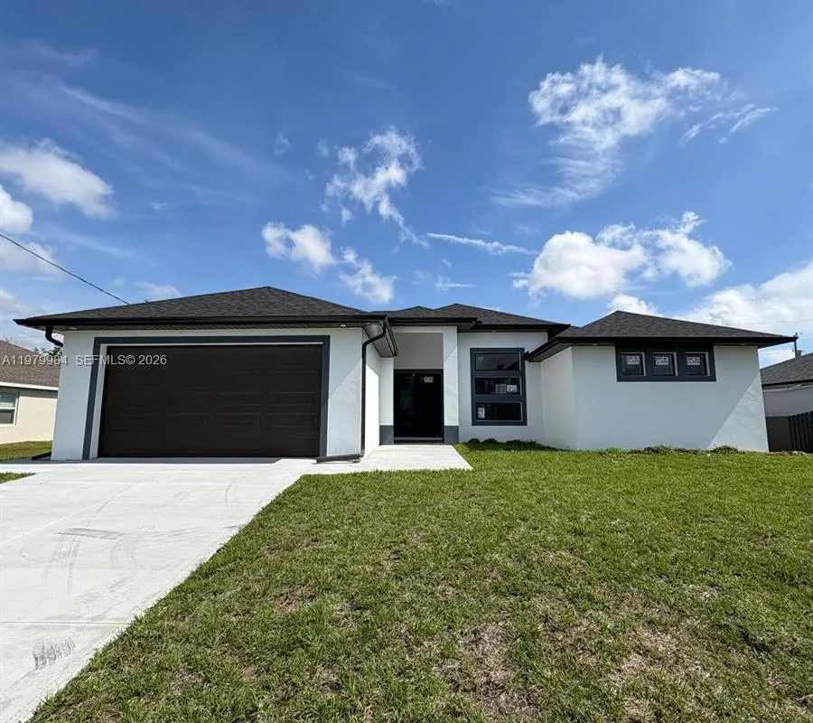 1909 nw 24th PL, Cape Coral FL 33993