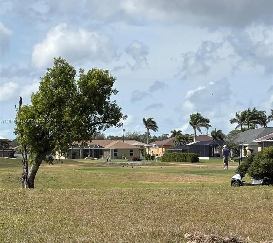 1909 nw 24th PL, Cape Coral FL 33993