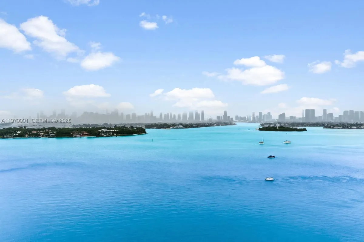 1100 West Ave # 1414, Miami Beach FL 33139