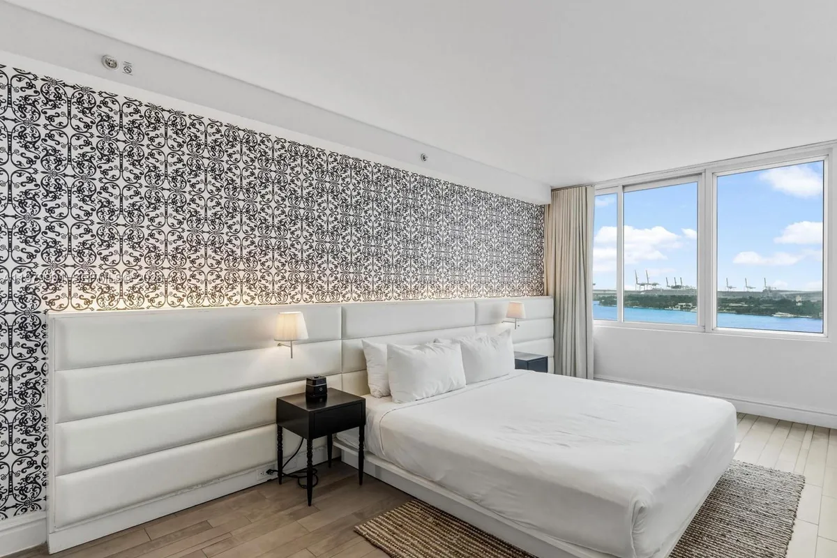 1100 West Ave # 1414, Miami Beach FL 33139