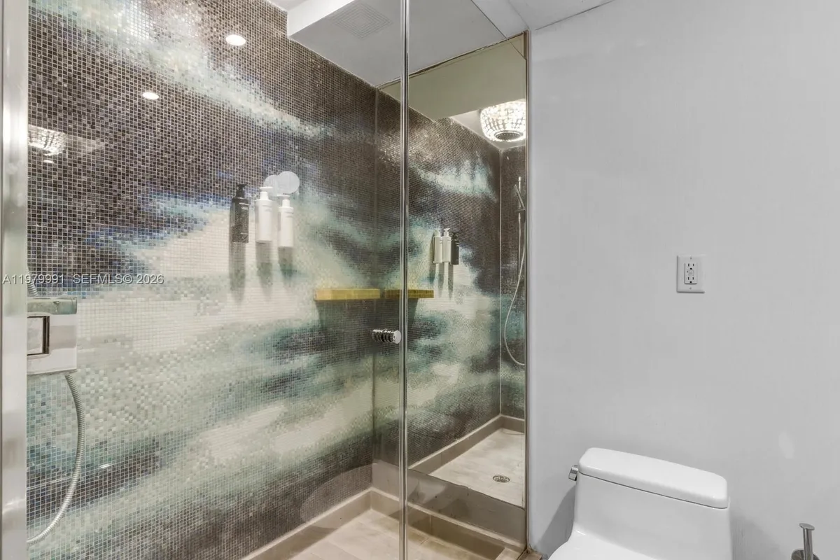 1100 West Ave # 1414, Miami Beach FL 33139