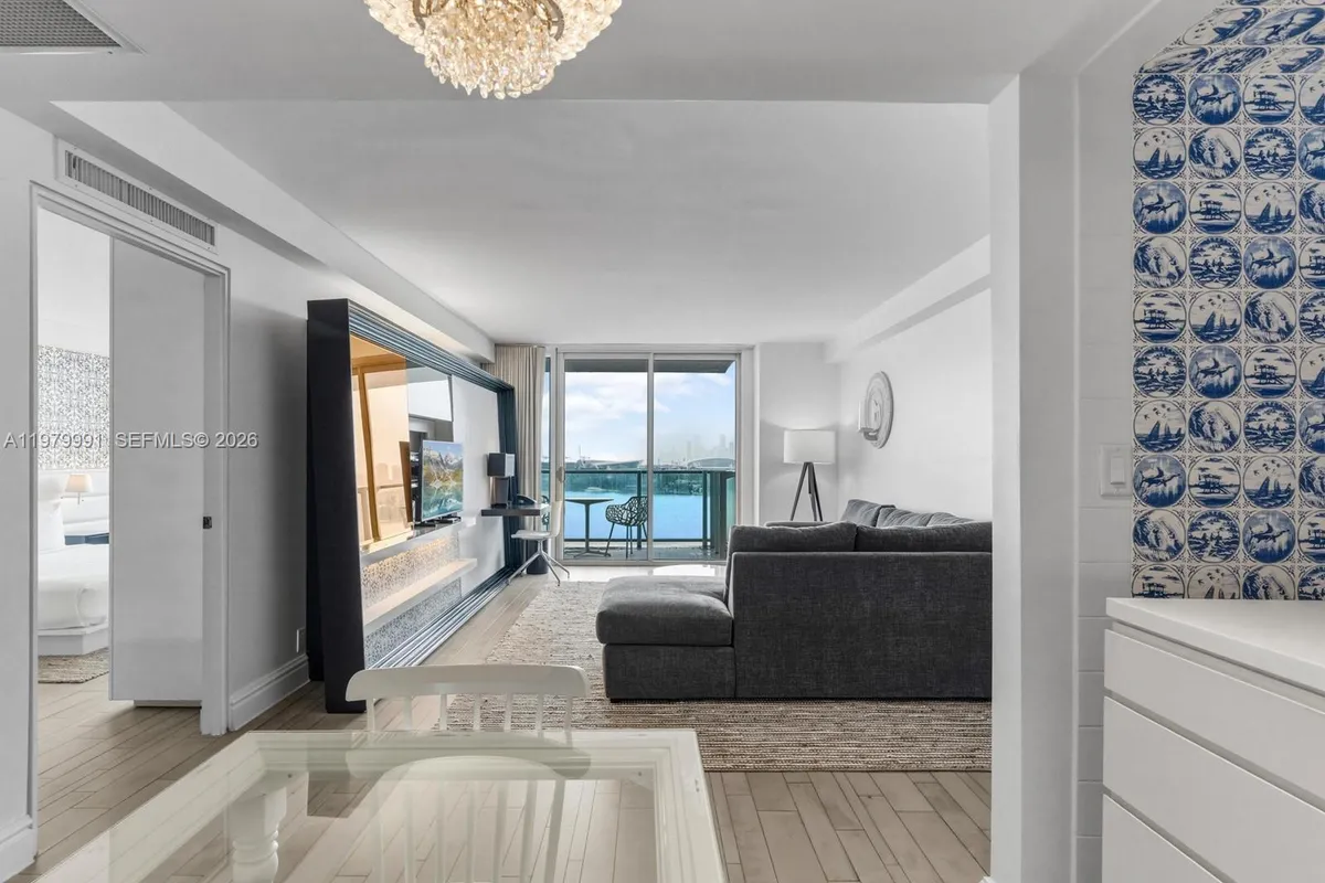 1100 West Ave # 1414, Miami Beach FL 33139