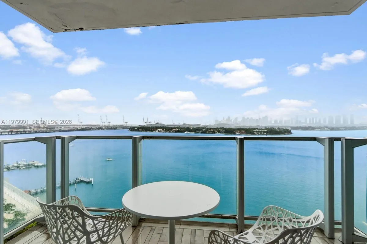 1100 West Ave # 1414, Miami Beach FL 33139