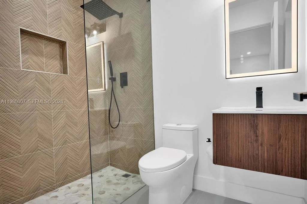 117 NE 20th St, Wilton Manors FL 33305