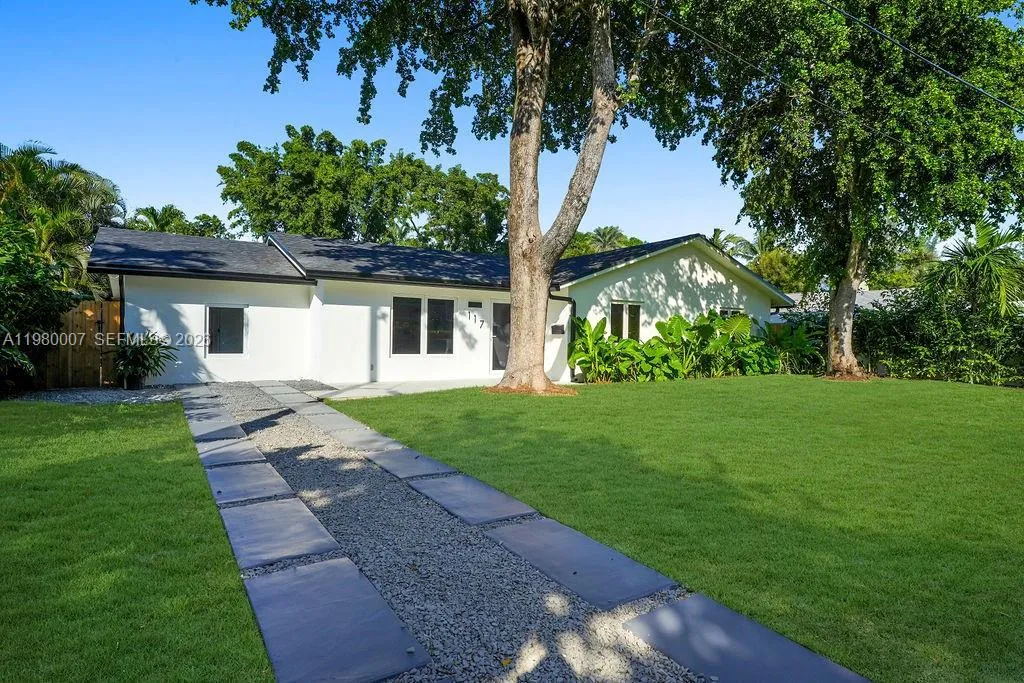 117 NE 20th St, Wilton Manors FL 33305