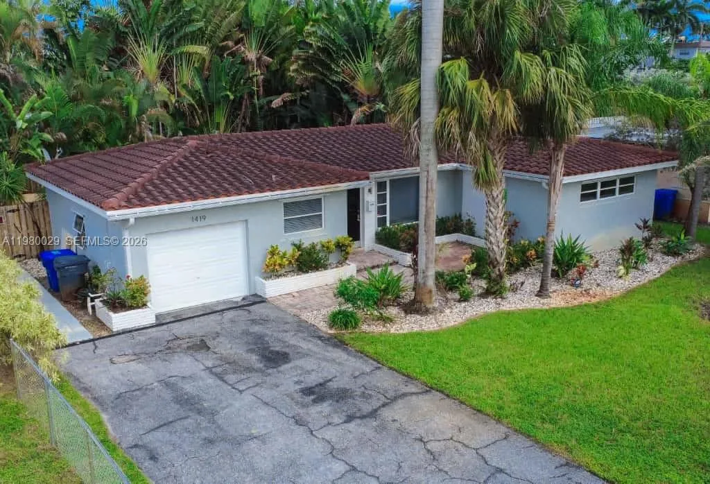 1419 N 16th Ct, Hollywood FL 33020
