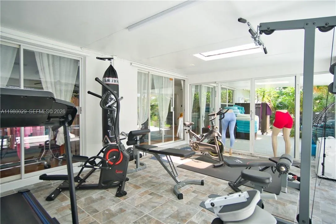 1419 N 16th Ct, Hollywood FL 33020