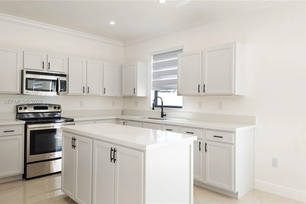 3530 W 88th St # 3530, Hialeah FL 33018