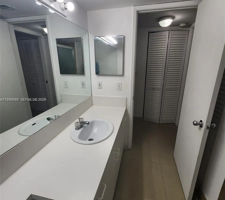 4560 NW 107th Ave # 12, Doral FL 33178