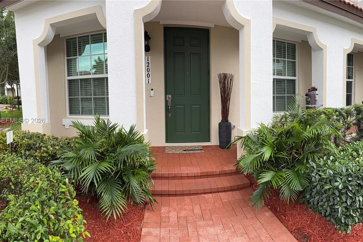 12001 SW 30th Ct, Miramar FL 33025