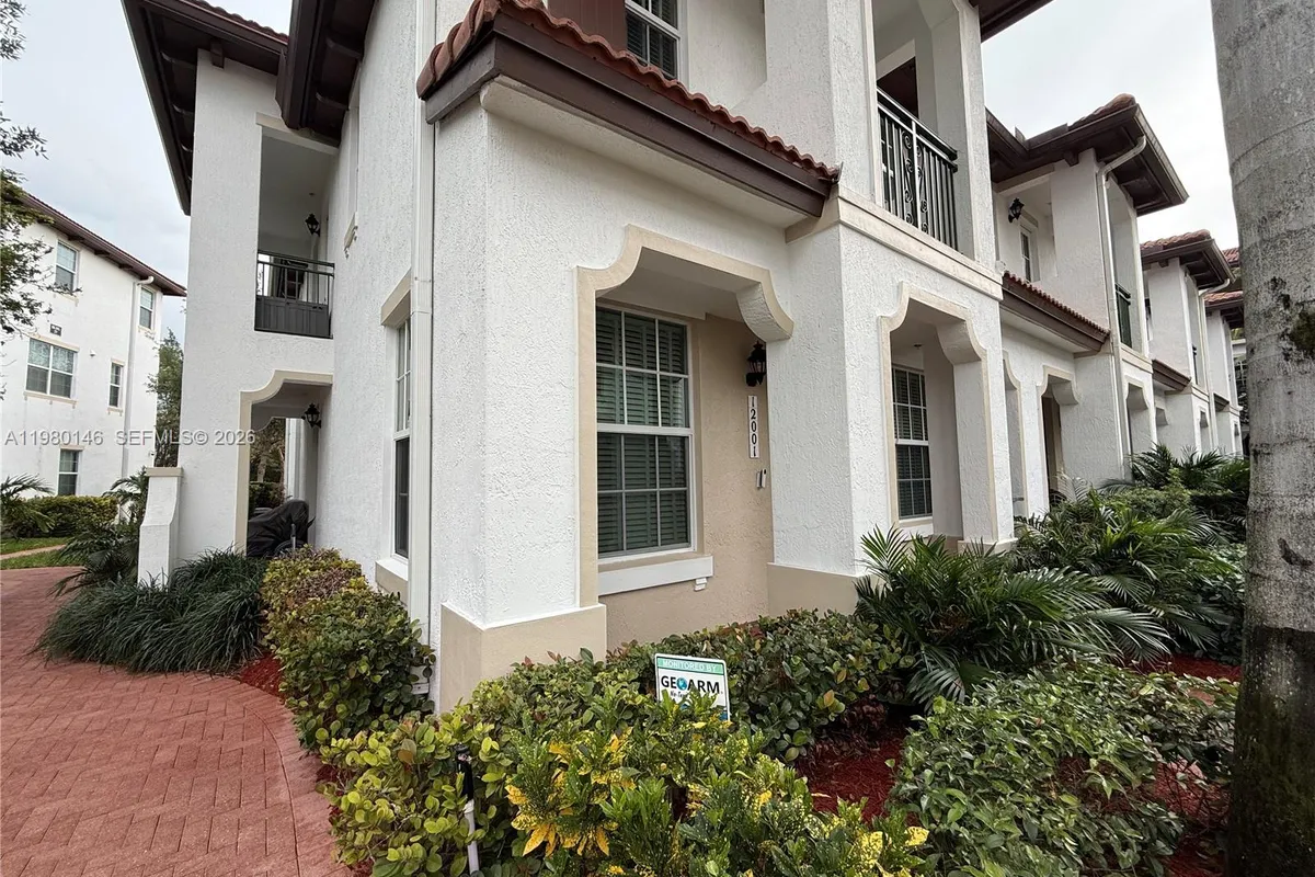 12001 SW 30th Ct, Miramar FL 33025