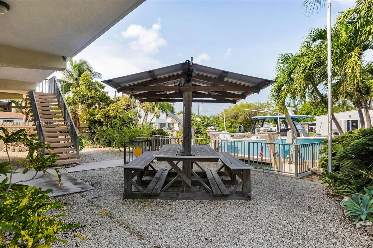 2663 Yellowtail Dr, Marathon FL 33050