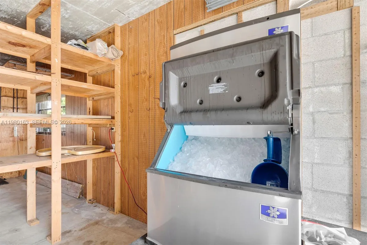 2663 Yellowtail Dr, Marathon FL 33050