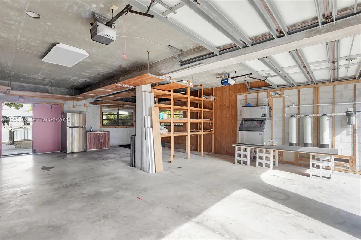 2663 Yellowtail Dr, Marathon FL 33050