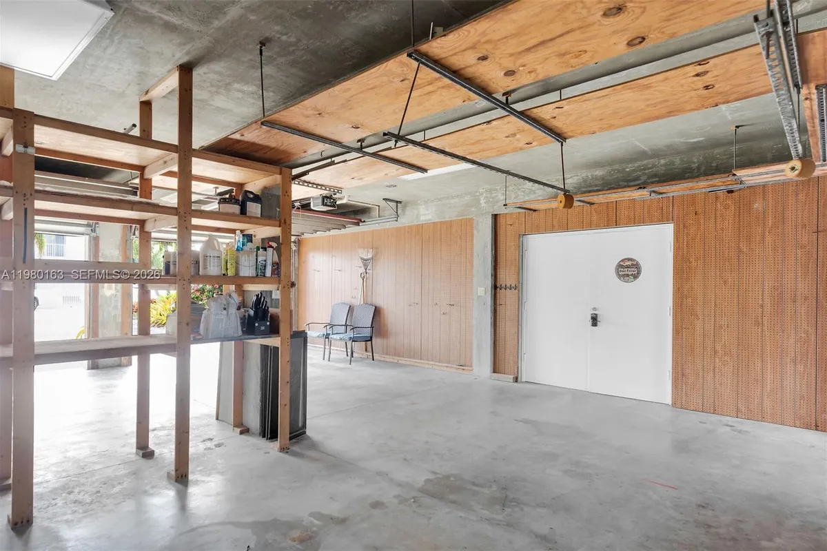 2663 Yellowtail Dr, Marathon FL 33050