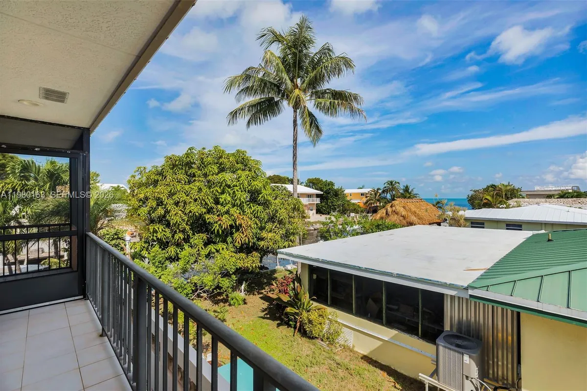 2663 Yellowtail Dr, Marathon FL 33050