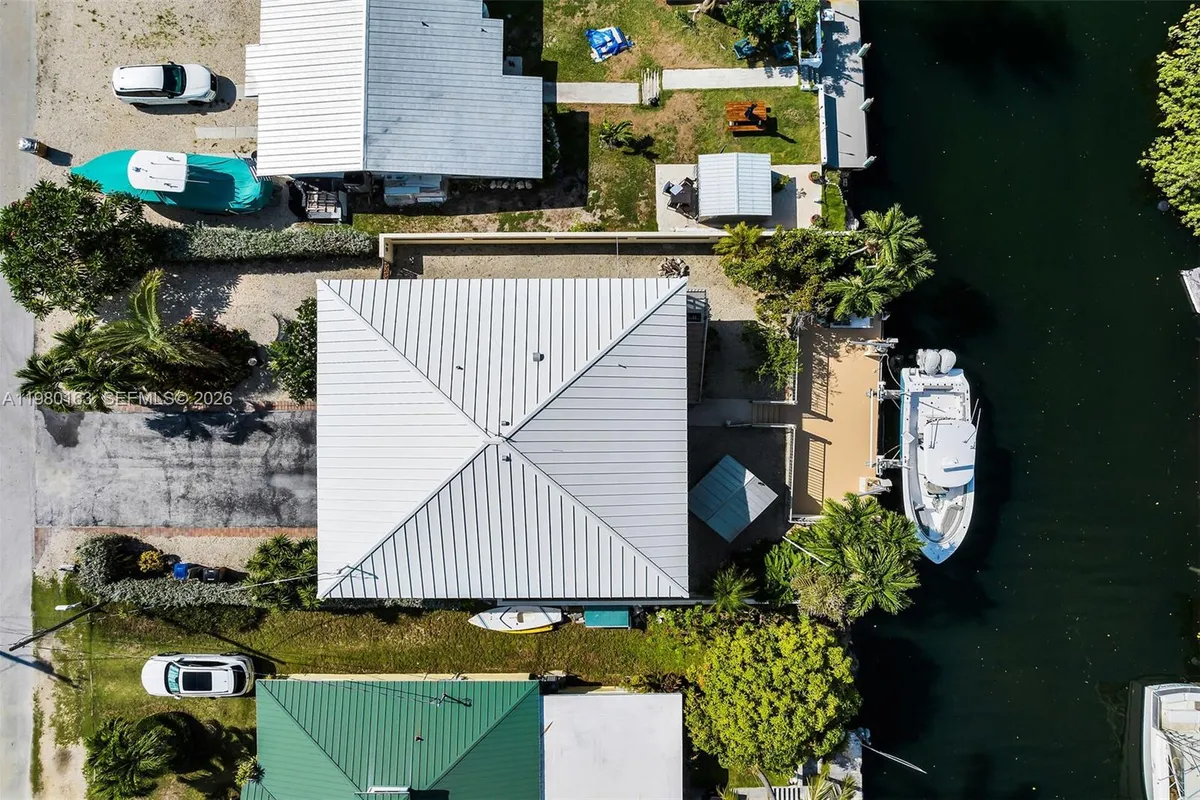 2663 Yellowtail Dr, Marathon FL 33050