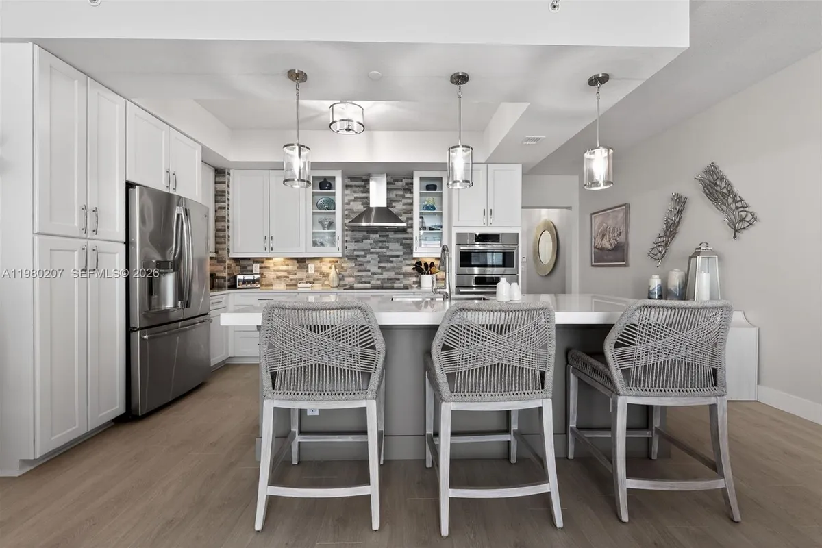 915 S Bay Colony Dr S, Juno Beach FL 33408