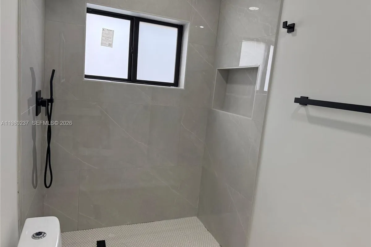 4020 NW 93rd Way, Sunrise FL 33351