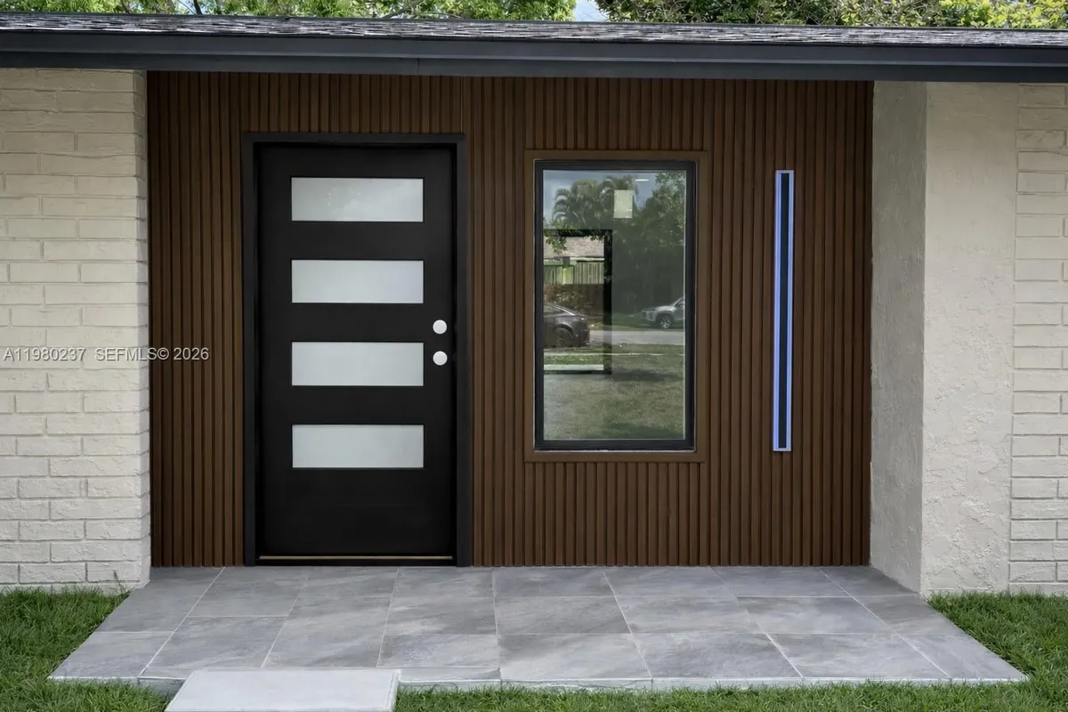 4020 NW 93rd Way, Sunrise FL 33351