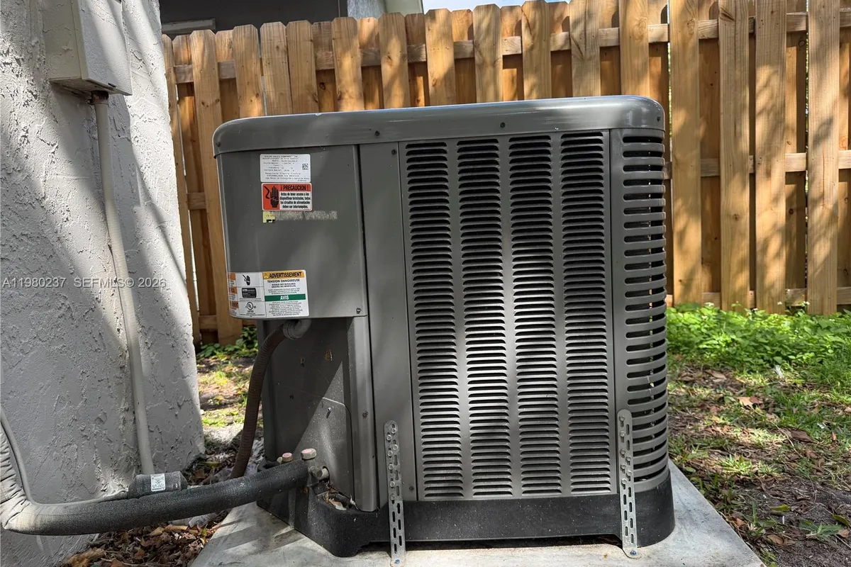 4020 NW 93rd Way, Sunrise FL 33351