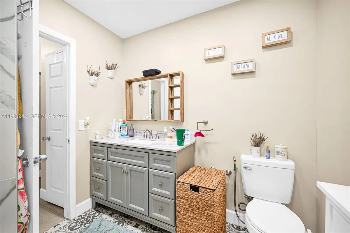 1811 Utopia Dr, Miramar FL 33023