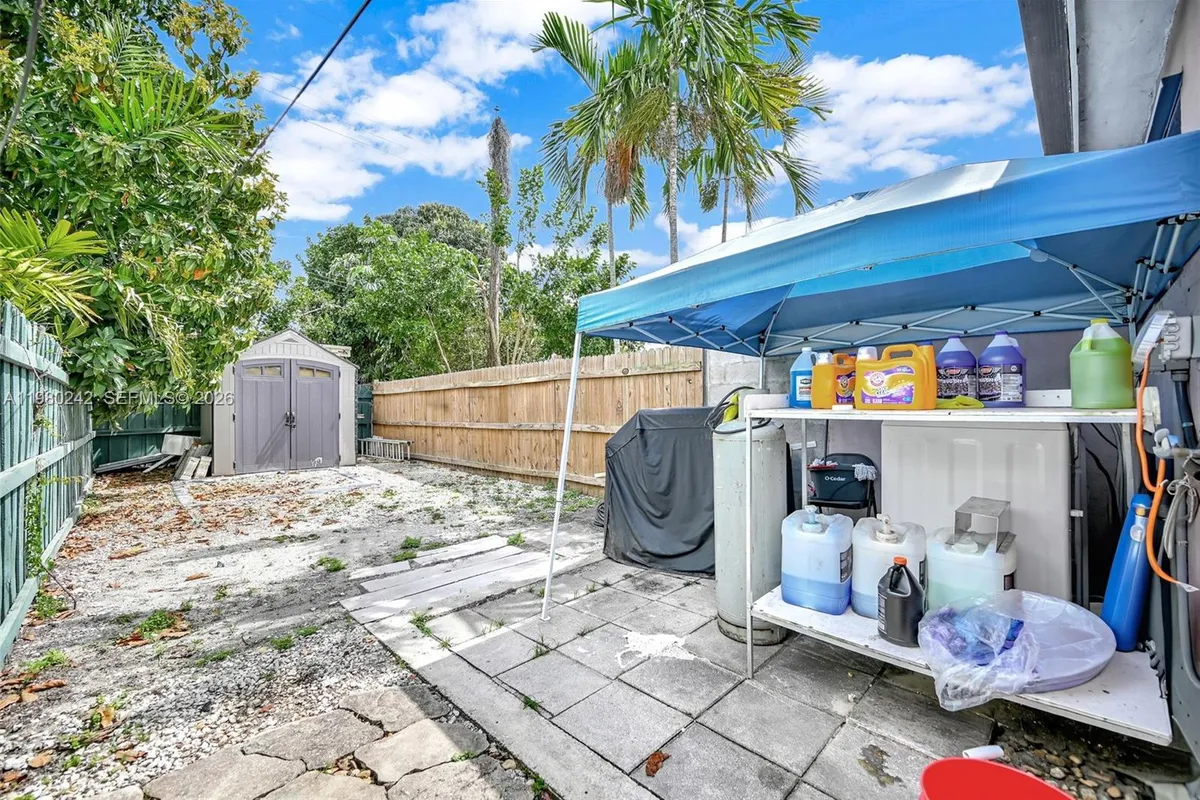 1811 Utopia Dr, Miramar FL 33023