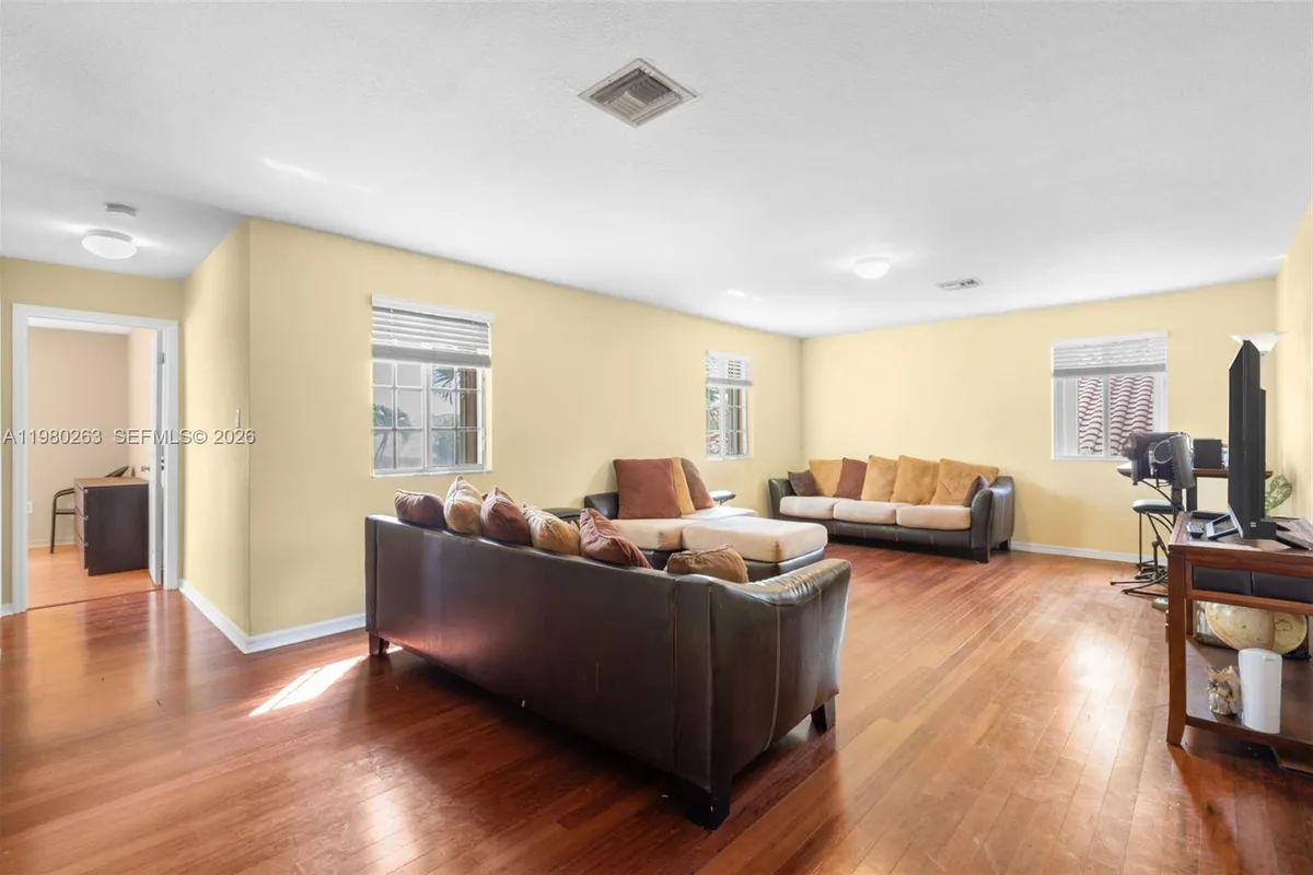 4628 SW 129th Ave, Miramar FL 33027