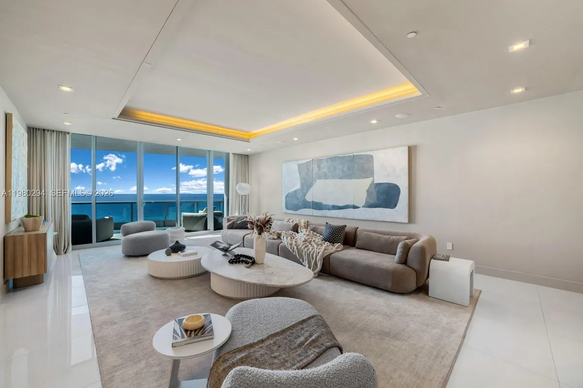 5959 Collins Ave # 1606, Miami Beach FL 33140