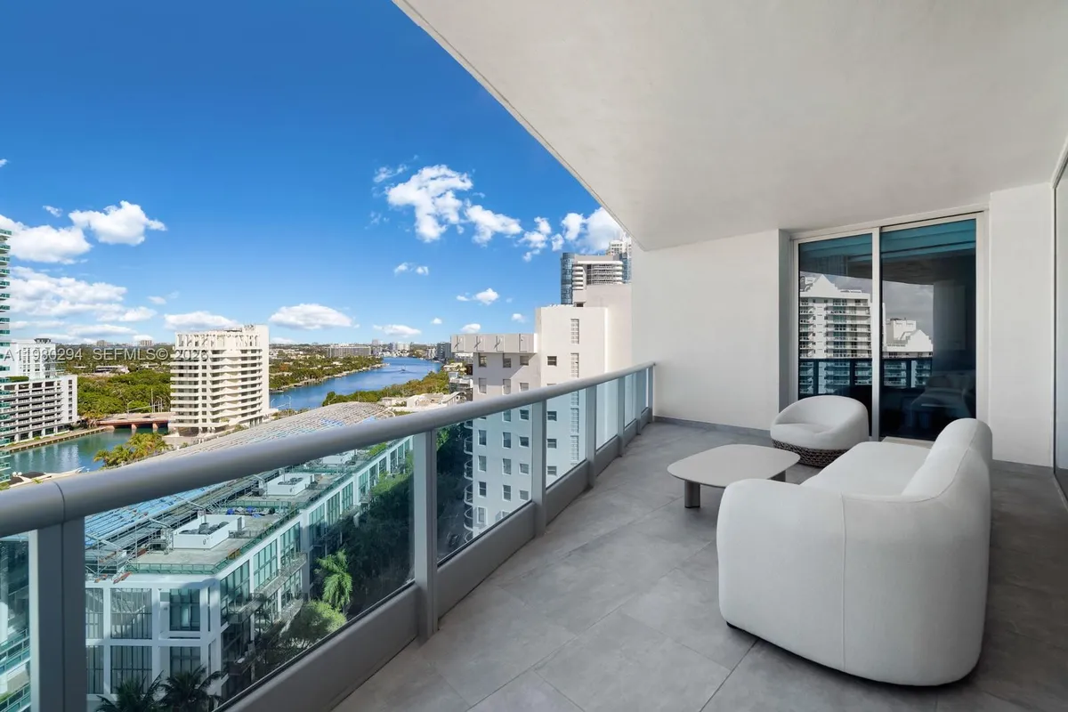 5959 Collins Ave # 1606, Miami Beach FL 33140