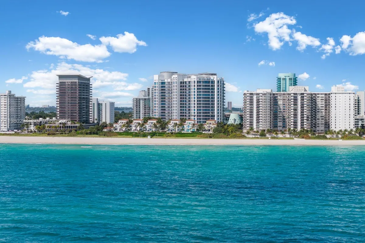 5959 Collins Ave # 1606, Miami Beach FL 33140