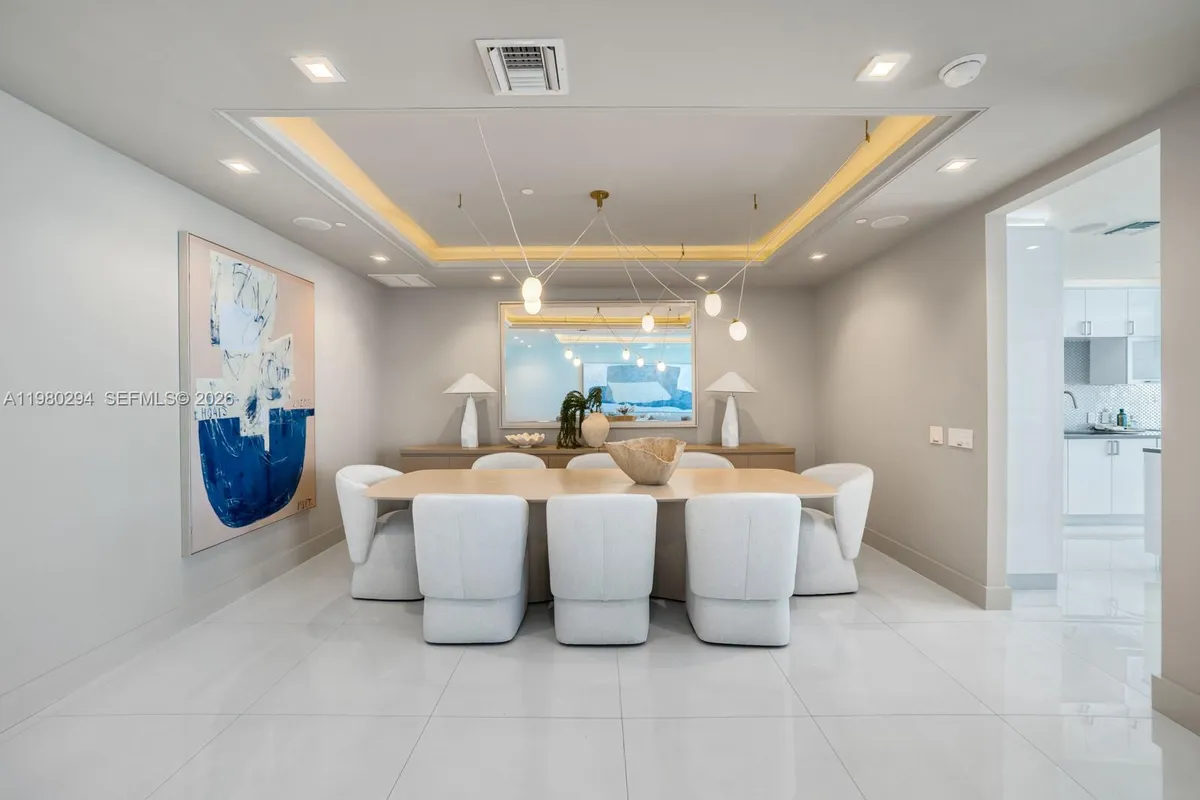 5959 Collins Ave # 1606, Miami Beach FL 33140