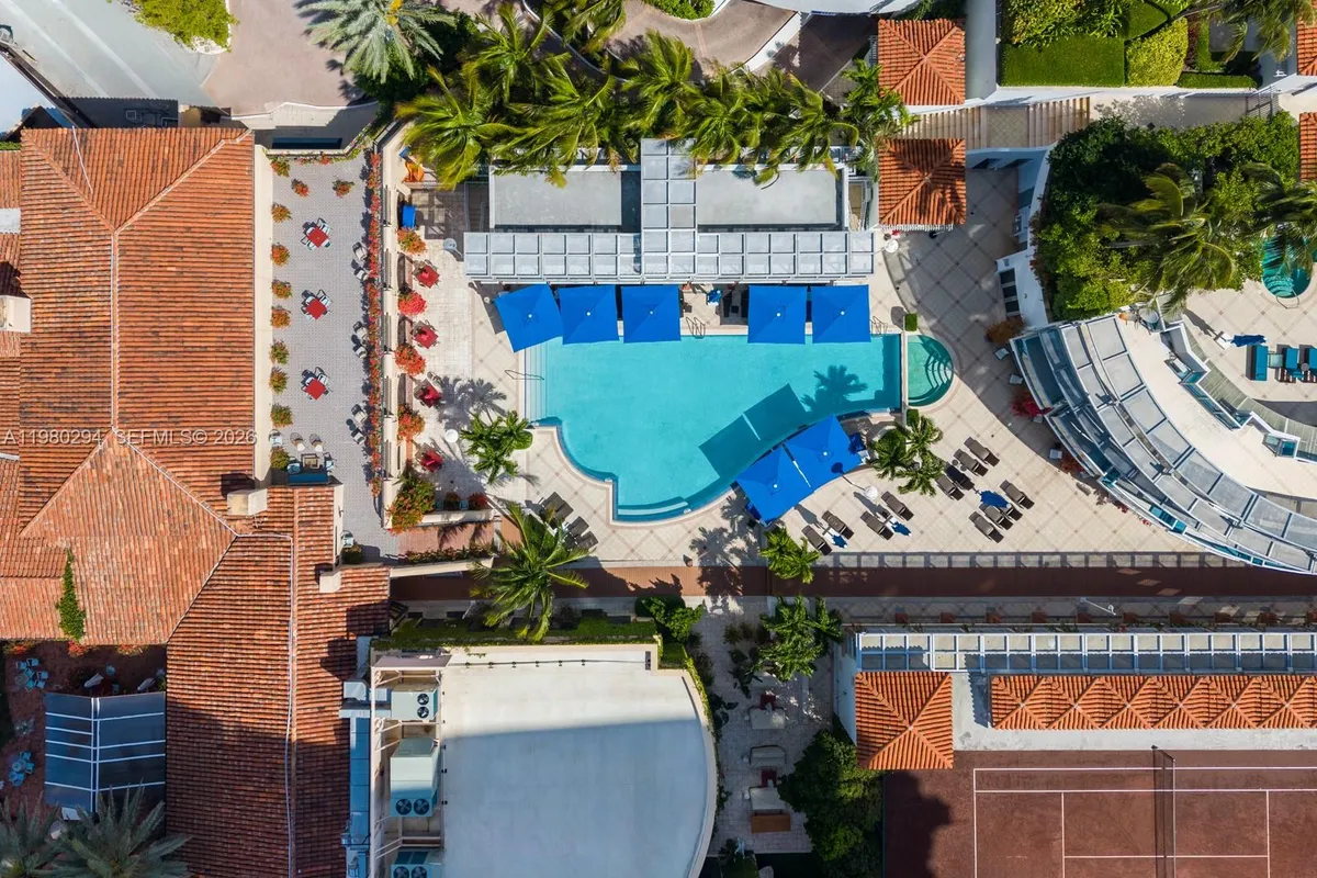 5959 Collins Ave # 1606, Miami Beach FL 33140