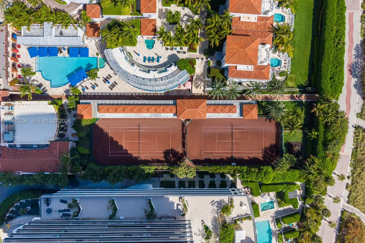 5959 Collins Ave # 1606, Miami Beach FL 33140