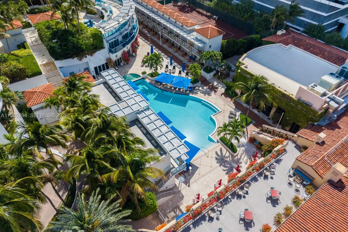 5959 Collins Ave # 1606, Miami Beach FL 33140