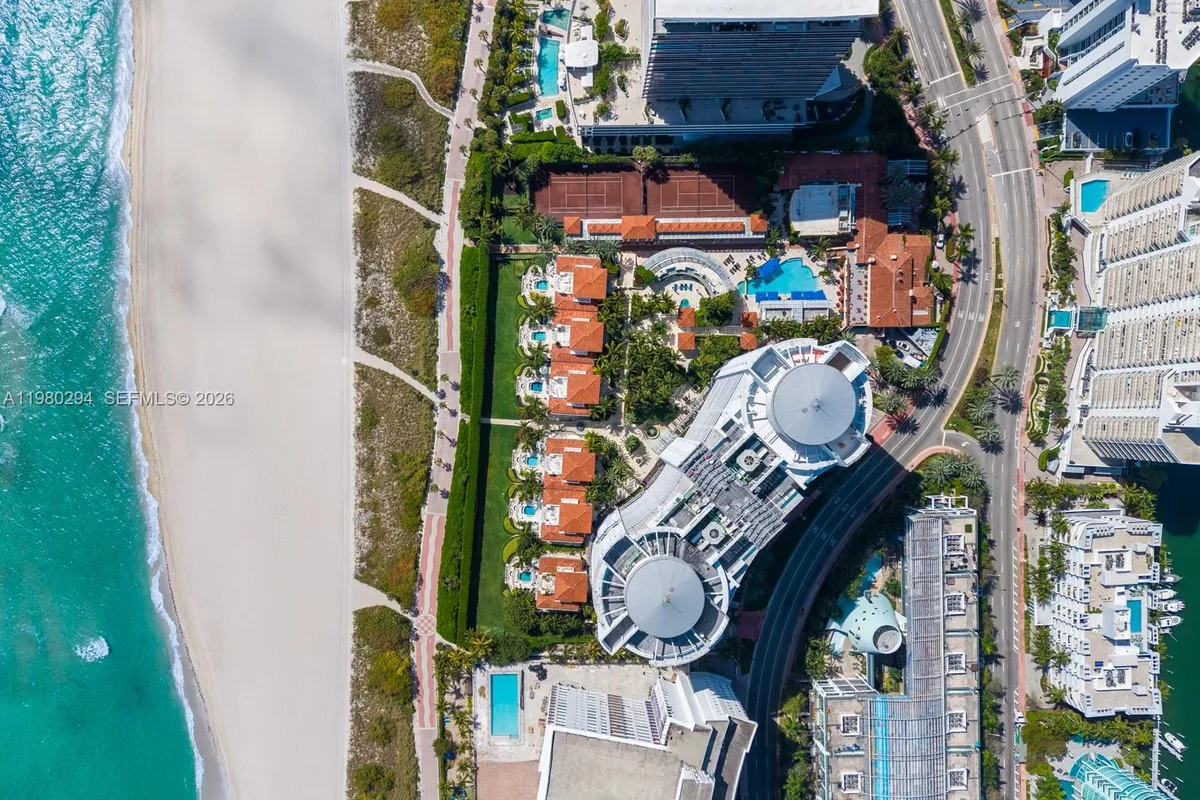 5959 Collins Ave # 1606, Miami Beach FL 33140