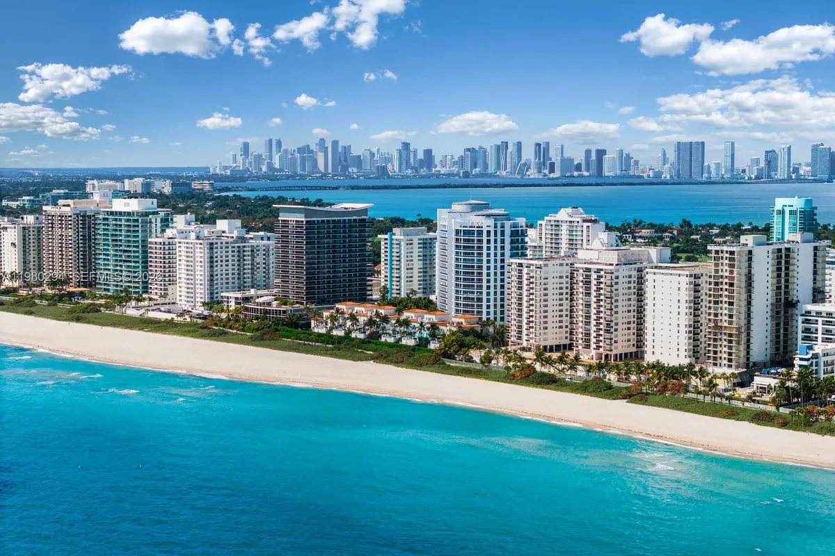 5959 Collins Ave # 1606, Miami Beach FL 33140