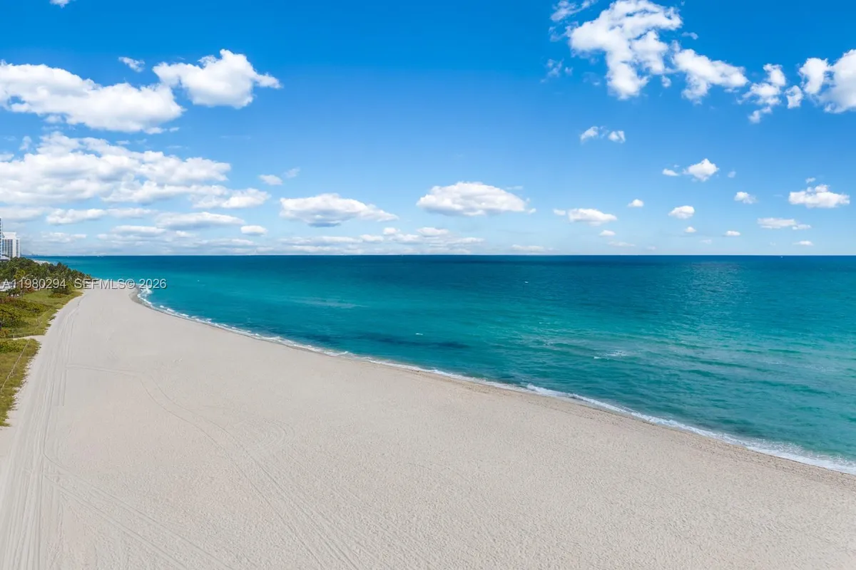 5959 Collins Ave # 1606, Miami Beach FL 33140