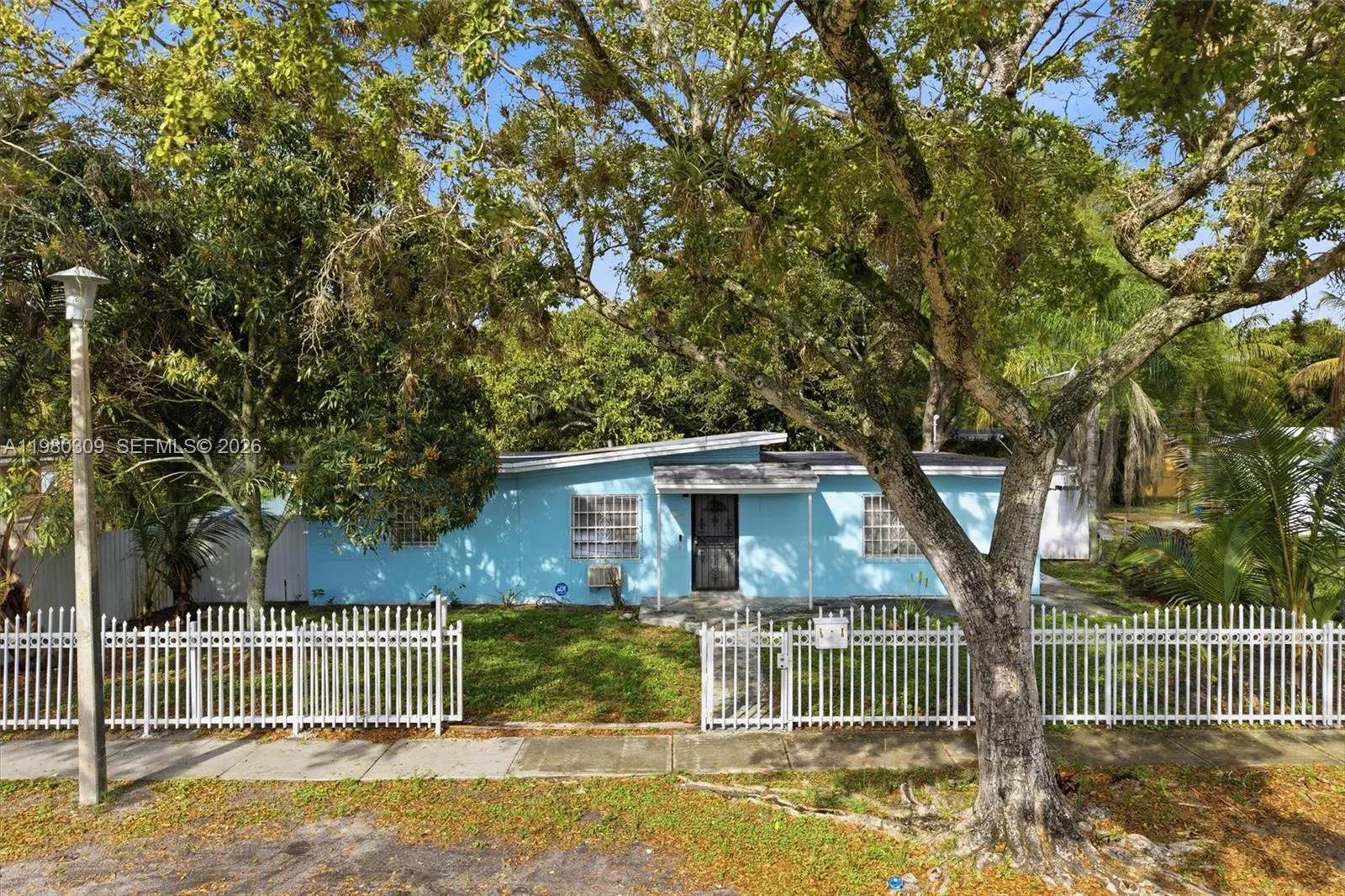 14250 NW 5th Ave, North Miami FL 33168