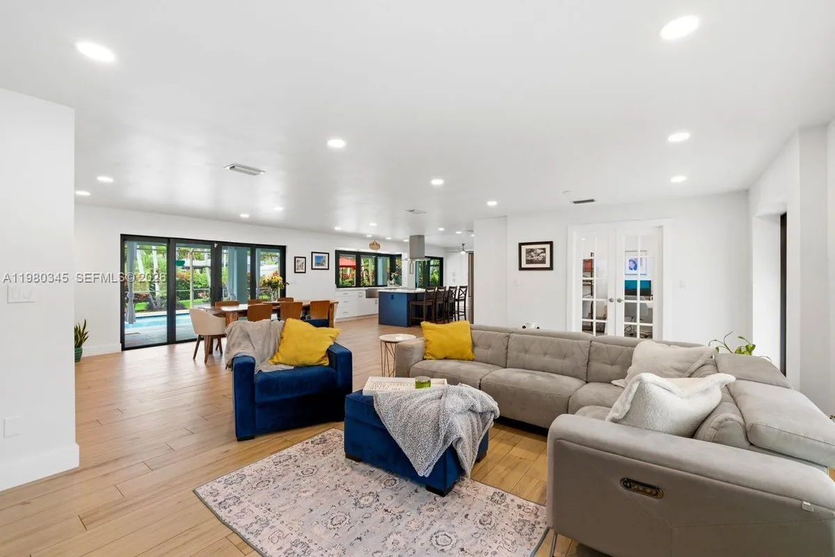 17204 SW 79th Ct, Palmetto Bay FL 33157