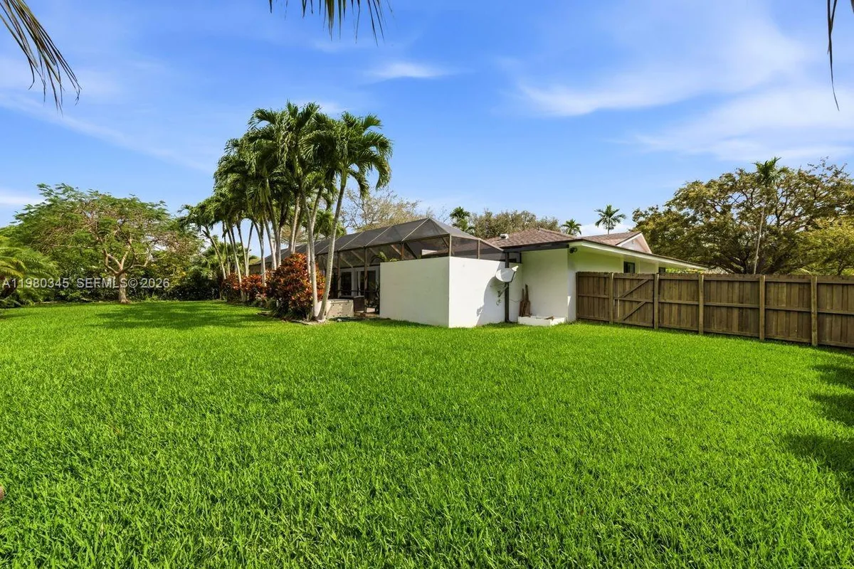 17204 SW 79th Ct, Palmetto Bay FL 33157