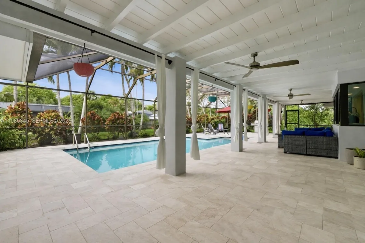 17204 SW 79th Ct, Palmetto Bay FL 33157