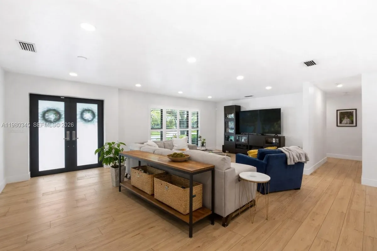 17204 SW 79th Ct, Palmetto Bay FL 33157