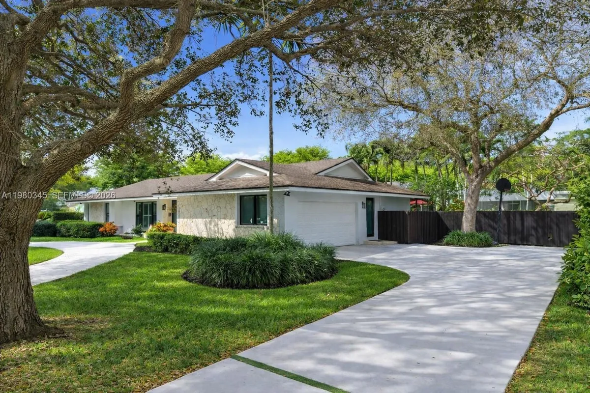 17204 SW 79th Ct, Palmetto Bay FL 33157